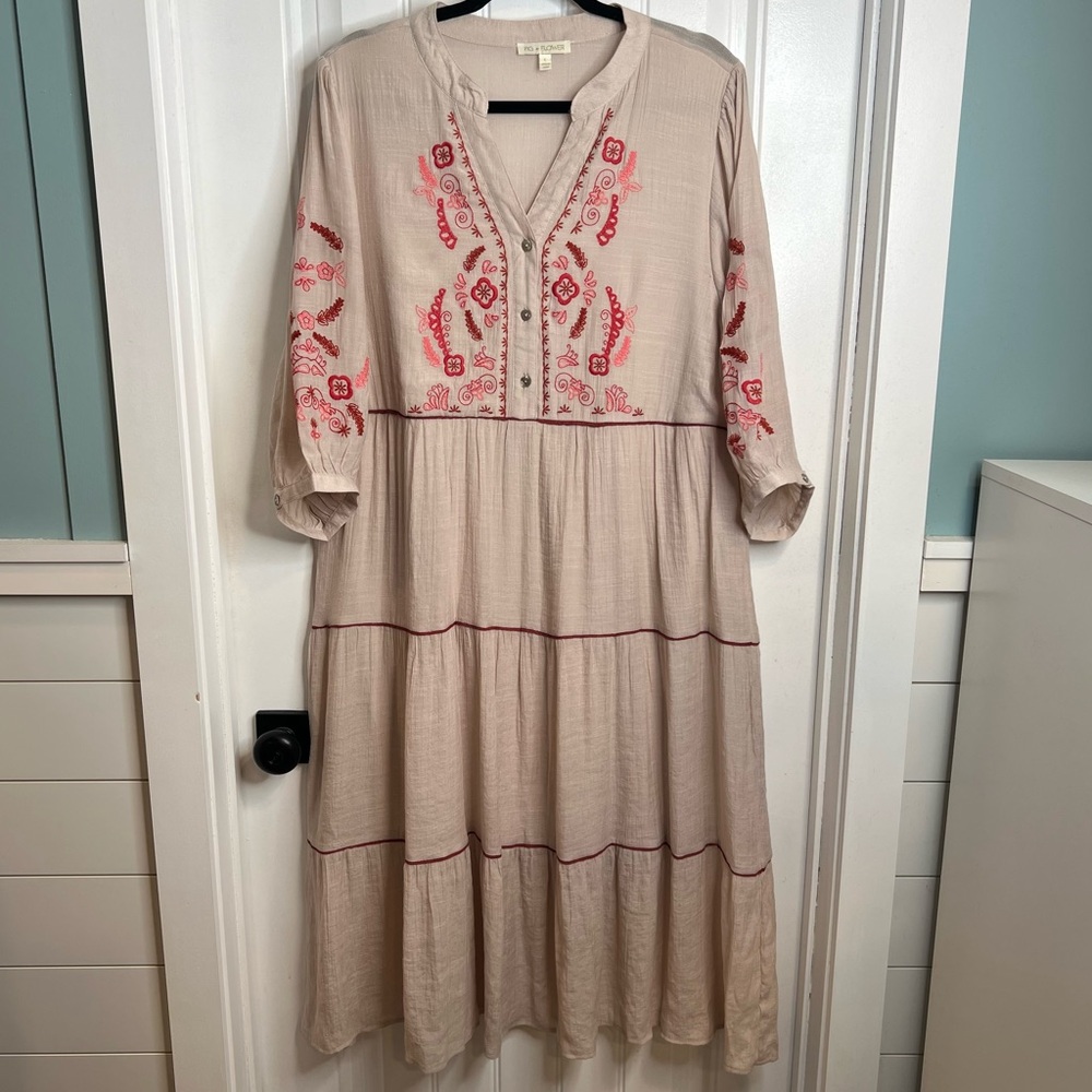 Fig + Flower‎ Tan Midi Dress with Burgundy Pink Embroidery. Size Large. - Picture 2 of 16